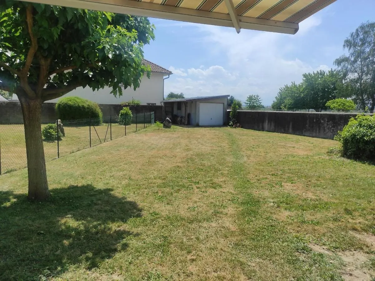 Charmante Maisonnette Avec Jardin Prive Apartment Laloubere